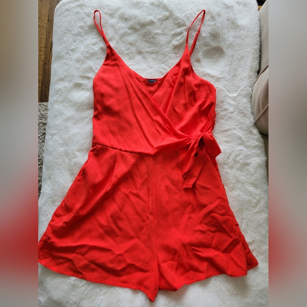 Orange romper 🌴